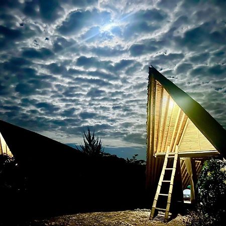 Hars Garden Sumba Otel Waingapu Dış mekan fotoğraf